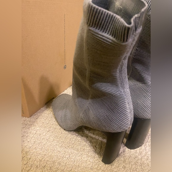 Rag and Bone Ellis Grey knit boot size 39 great condition - Picture 6 of 10